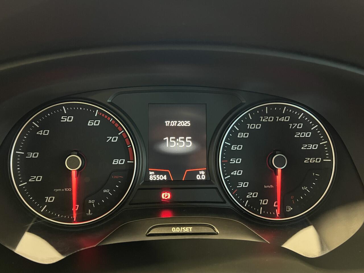 Seat LEON 1.0 TSI Style Ultimate Edition | Navigatie/Android/Apple Carplay | LM Velgen 16" | Cruise Control | Airco |