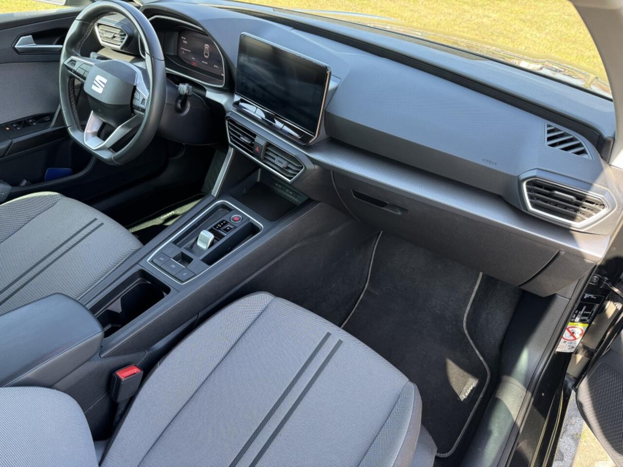 Seat LEON Sportstourer 1.0 eTSI Style Business intens | Camera | Carplay