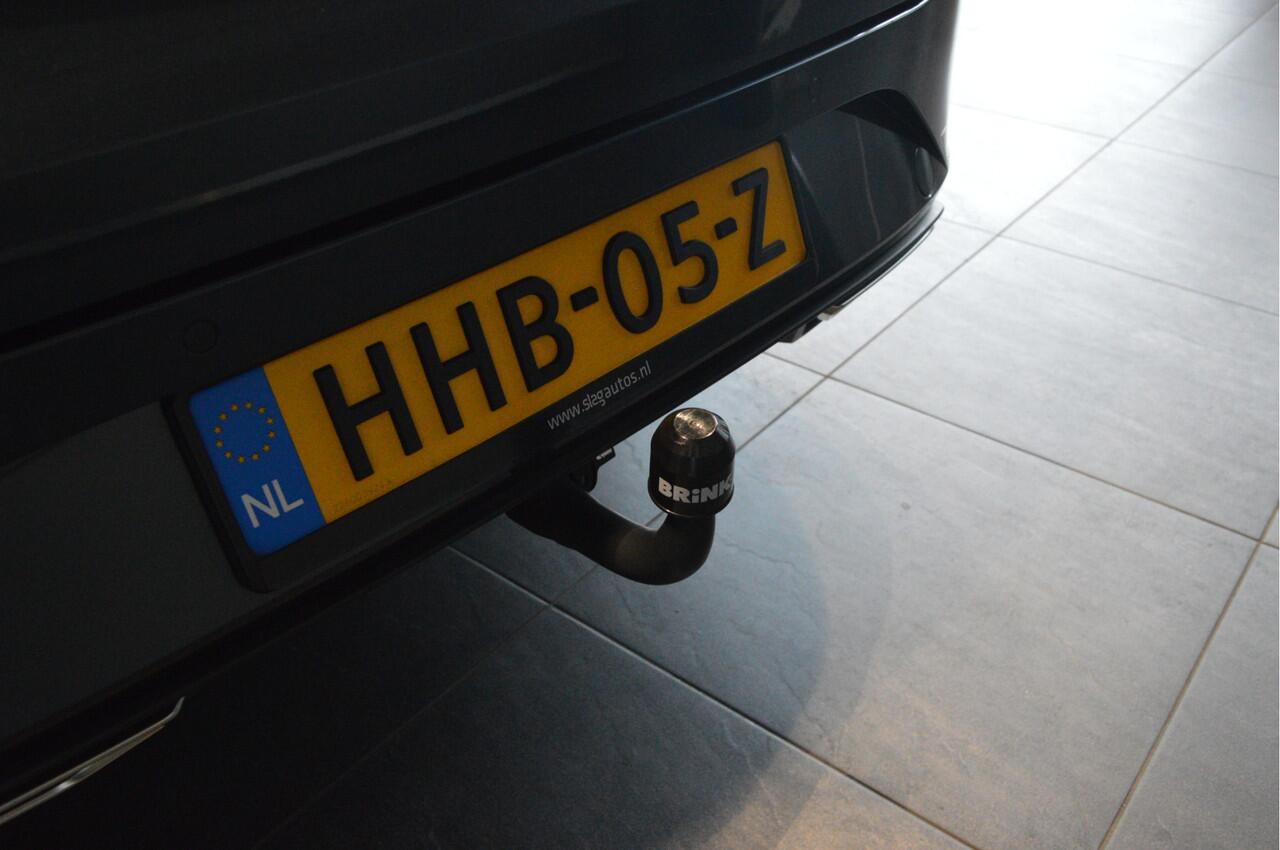 Seat LEON Sportstourer 1.5 TSI e-Hybrid FR clima cruise trekhaak 17 inch !!