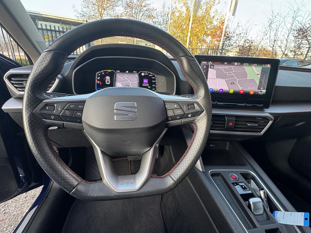 Seat LEON Sportstourer 1.4 TSI eHybrid PHEV FR // LED // NAVI // PDC V+A // CAMERA // STOEL + STUURWIELVERWARMING // ADAPTIV. CRUISE