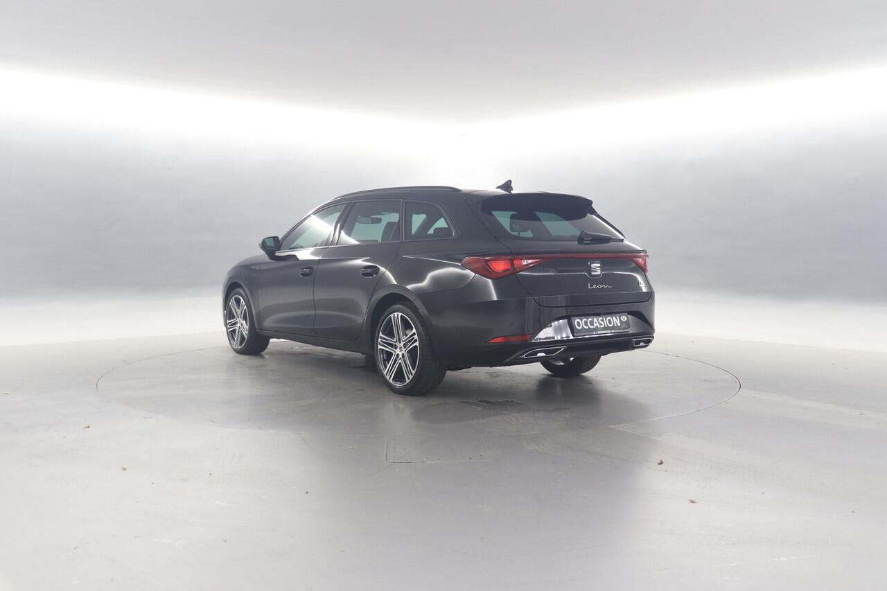 Seat LEON Sportstourer 1.5 TSI e-Hybrid 204pk FR Business DSG / Camera / App connect / Cruise control