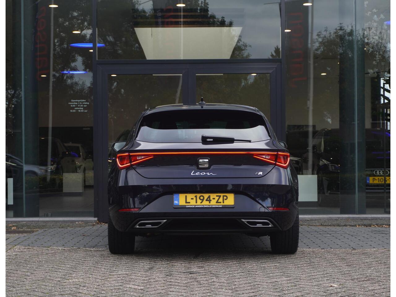 Seat LEON 1.5 TSI FR Business Intense | Stuurverw | Carplay | ACC | Navi | Keyless | 18"