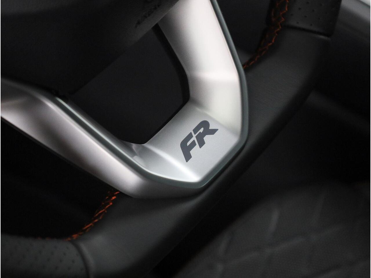 Seat LEON Sportstourer FR Business 1.5 TSI eHybrid 150 kW / 204 pk |