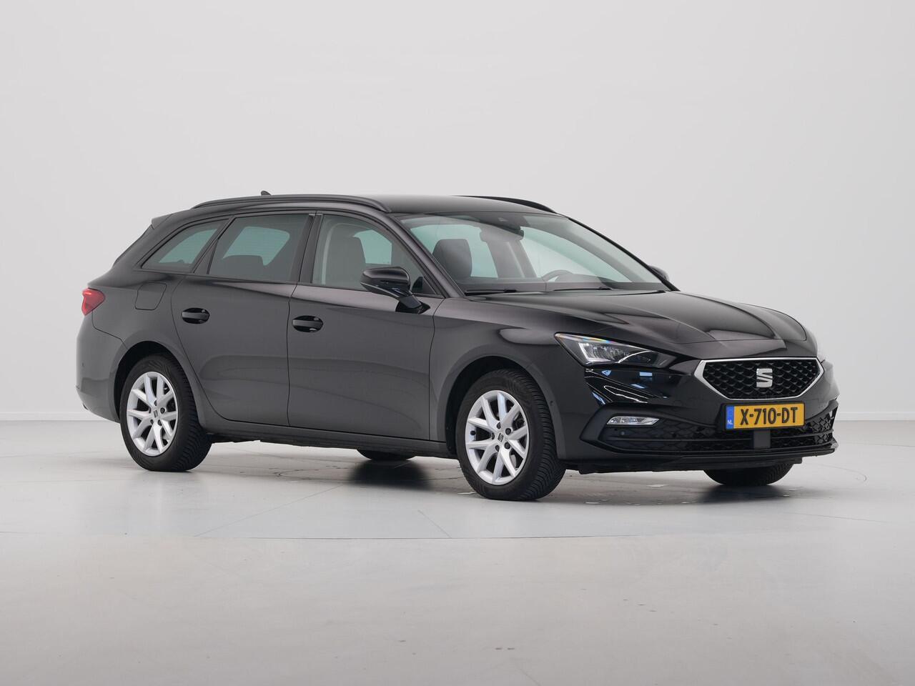 Seat LEON Sportstourer 1.0 eTSI 110pk DSG Style Business Intense Navigatie Camera Acc Carplay Lm Velgen 335