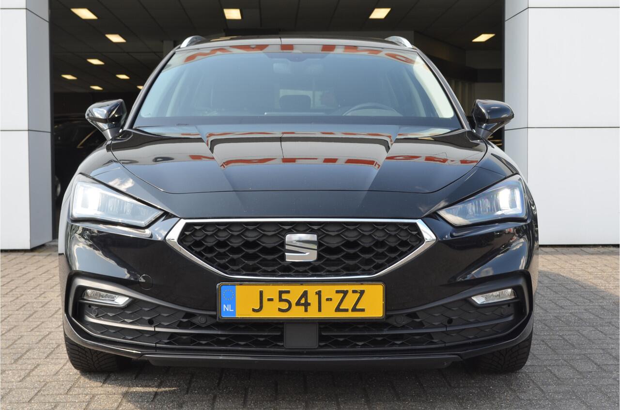 Seat LEON Sportstourer 1.5 TSI Virtual cockpit | Carplay | Adaptive cruise | LMV |