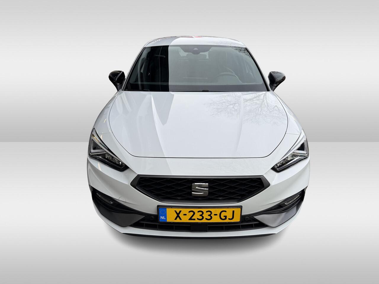 Seat LEON 1.4 TSI eHybrid PHEV FR | Apple Carplay/Android Auto | 19 inch velgen | stuurverwarming |