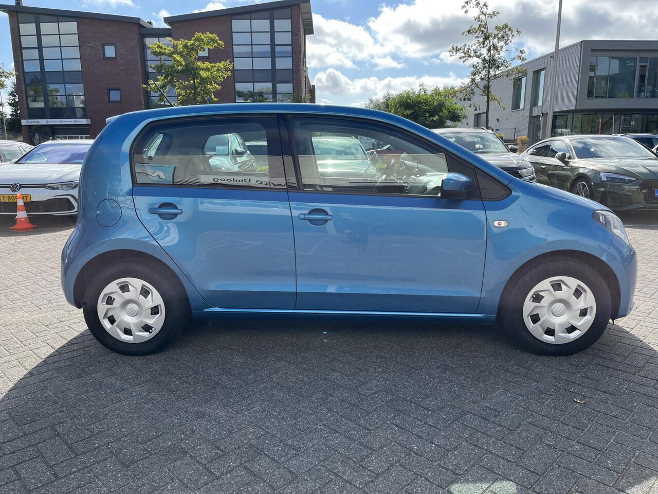 Seat MII 1.0 60pk Style Airco / Navigatie by App