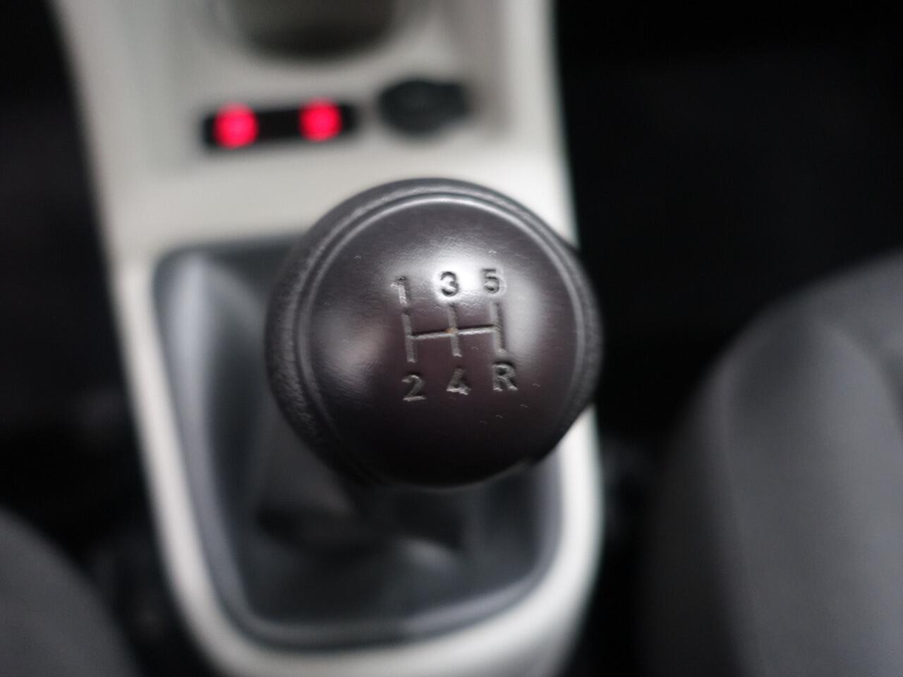 Seat MII 1.0 Intense- Park Assist, Bluetooth Audio, Clima, 5 Deurs, Elek Pakket