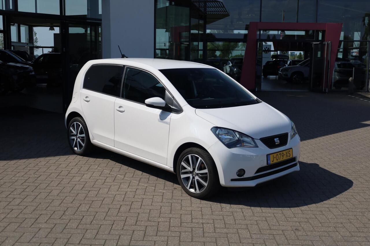Seat MII Electric electric Plus 83PK / 61kW, NL auto 1e eigenaar dealeronderhouden, SOH 85,7% verwarmbare voorstoelen, climatronic, privacy glas, lederen stuurwiel, cruise control, parkeersensoren achter