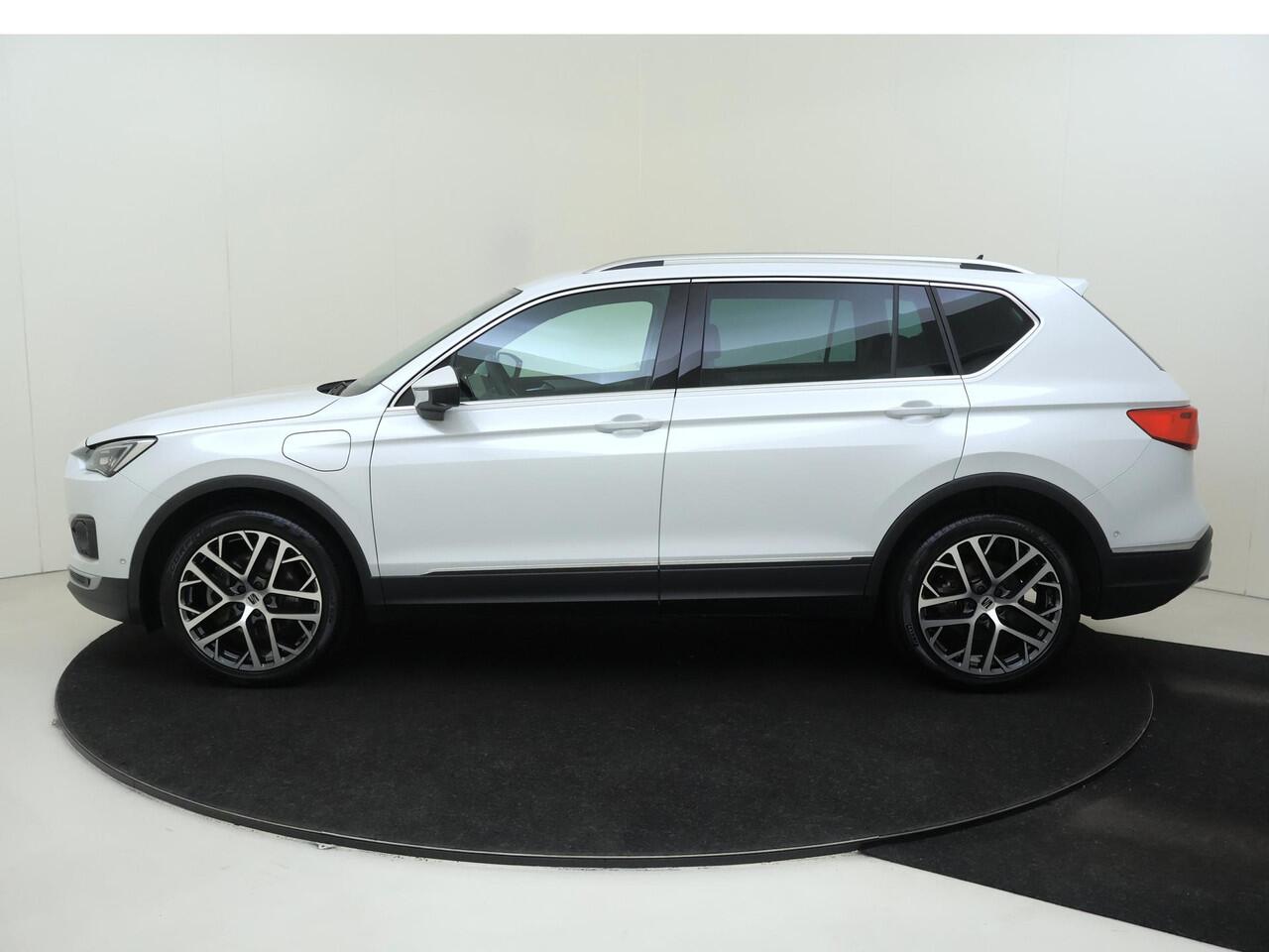 Seat Tarraco 1.4 TSI e-Hybrid PHEV | Trekhaak | 360 camera | Parkeerassistent | Keyless | Navigatie | Dodehoek detectie | Stoelverwarming voor en achter |