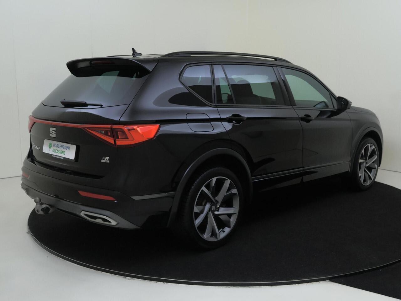 Seat Tarraco 1.4 TSI e-Hybrid PHEV FR Business | Trekhaak | Keyless | Adaptieve demping | Stoelverwarming voor en achter | Parkeerassistent | Dodehoek detectie | Achteruitrijcamera |