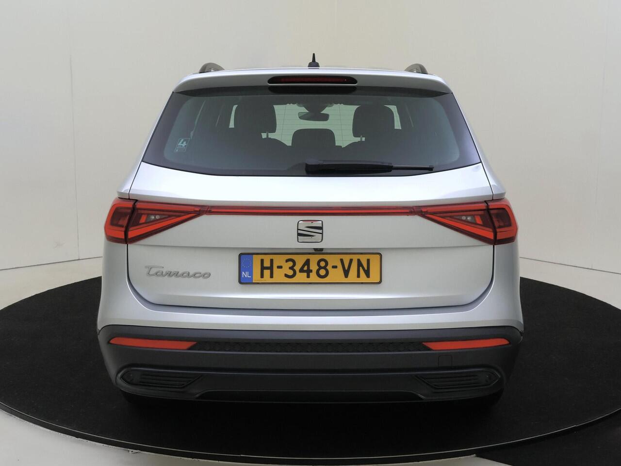 Seat Tarraco 1.5 TSI Style | Parkeerasisstent | Achteruitrijcamera | 3-zone airco | Dodehoek detectie | Navigatie | Digital cockpit | Elektrisch inklapbare buitenspiegels |