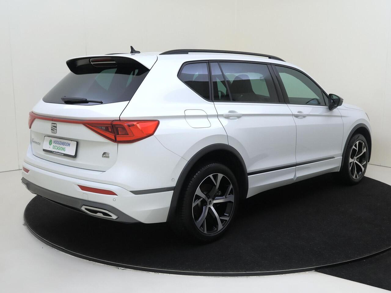 Seat Tarraco 1.4 TSI e-Hybrid PHEV FR Business | Parkeerassistent | Adaptieve demping systeem | 3-zone airco | Keyless | Stoel- en stuurwielverwarming | Adaptieve cruise control | CarPlay |