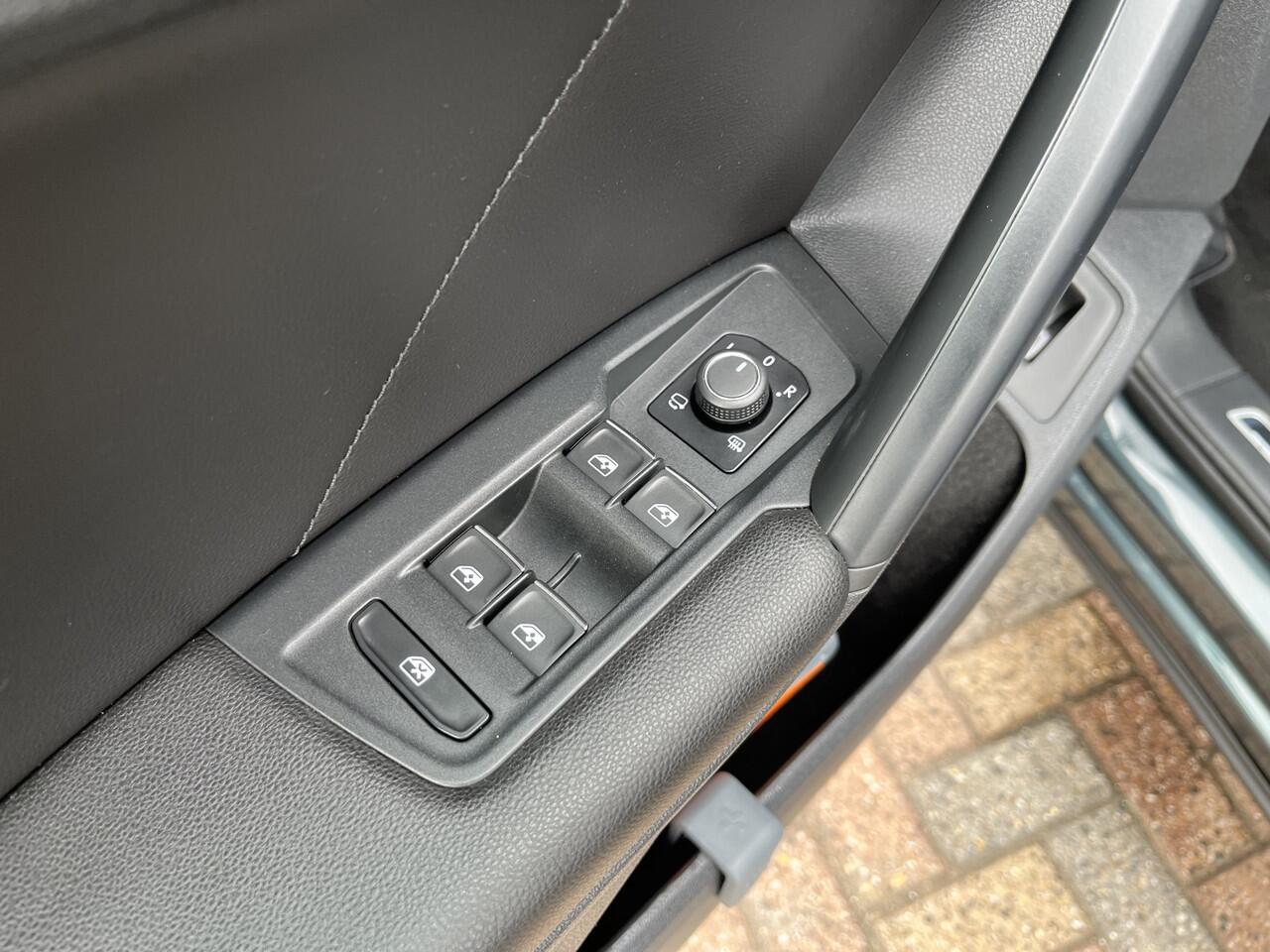 Seat Tarraco 1.5 TSI Xcellence / AUTOMAAT/ TREKHAAK/ PANO/ BEATS AUDIO/ LEDER/ ELEKTR. STOEL/ CAMERA/ PARK. SENSOREN/ LED/ 20" LMV/ ADAPT CRUISE/ DIGITAL DASH/ NAVI/ RIJ-MODI/ CLIMA/ FULL LINK/ SPRAAKBEDIENING