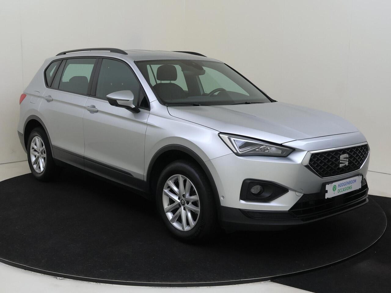 Seat Tarraco 1.5 TSI Style | Parkeerasisstent | Achteruitrijcamera | 3-zone airco | Dodehoek detectie | Navigatie | Digital cockpit | Elektrisch inklapbare buitenspiegels |