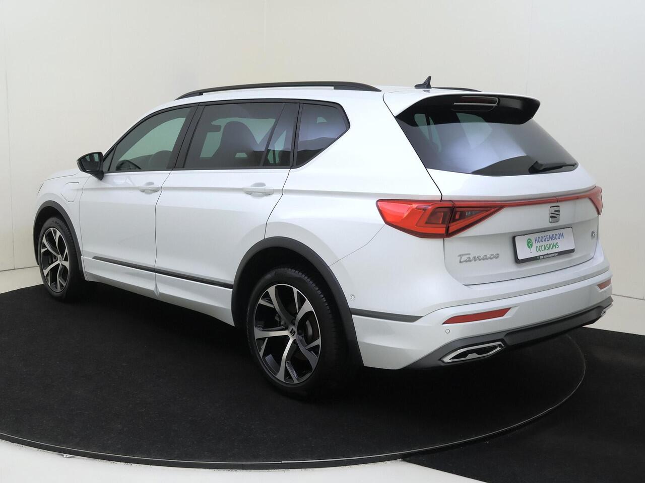 Seat Tarraco 1.4 TSI e-Hybrid PHEV FR Business | Parkeerassistent | Adaptieve demping systeem | 3-zone airco | Keyless | Stoel- en stuurwielverwarming | Adaptieve cruise control | CarPlay |