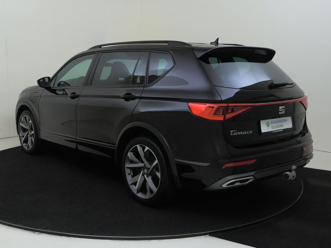 Seat Tarraco 1.4 TSI e-Hybrid PHEV FR Business | Trekhaak | Keyless | Adaptieve demping | Stoelverwarming voor en achter | Parkeerassistent | Dodehoek detectie | Achteruitrijcamera |