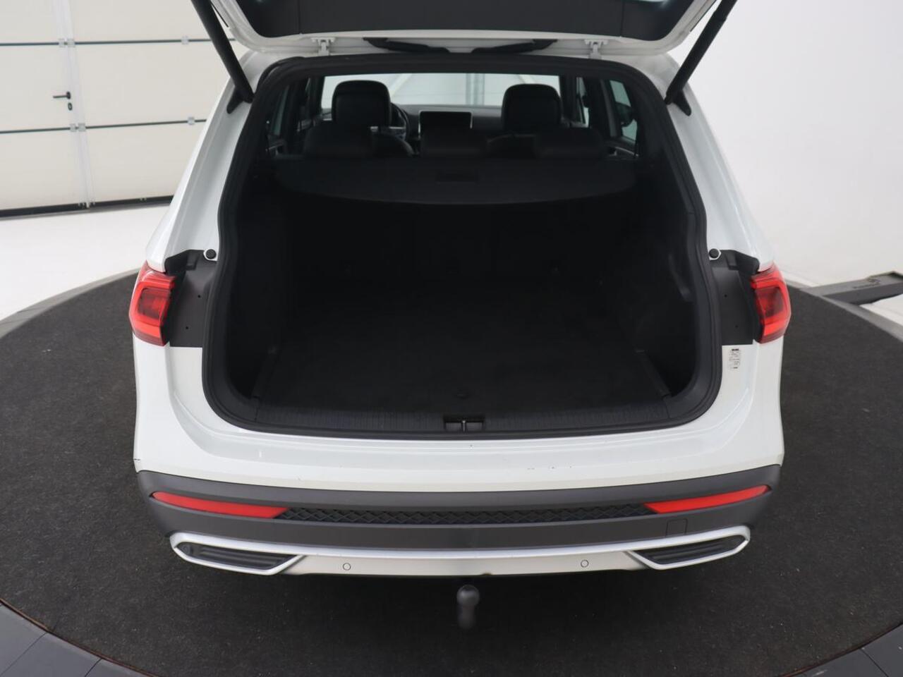 Seat Tarraco 1.4 TSI e-Hybrid PHEV Xcellence | Trekhaak | Stoelverwarming | Adaptive cruise | Carplay | Camera | Navigatie | Keyless | Achterbankverwarming | Plug In