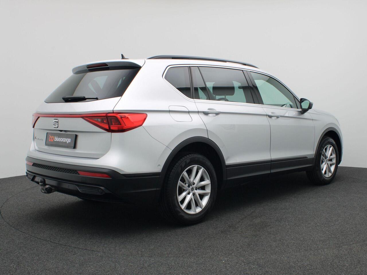 Seat Tarraco 1.5 TSI Style 7p. 150PK DSG Pano-Schuifdak, Adaptieve Cruise Controle, Beats Audio, Keyless, Side Assist, Achteruitrijcamera, Navi, Trekhaak, 17" LM Velgen