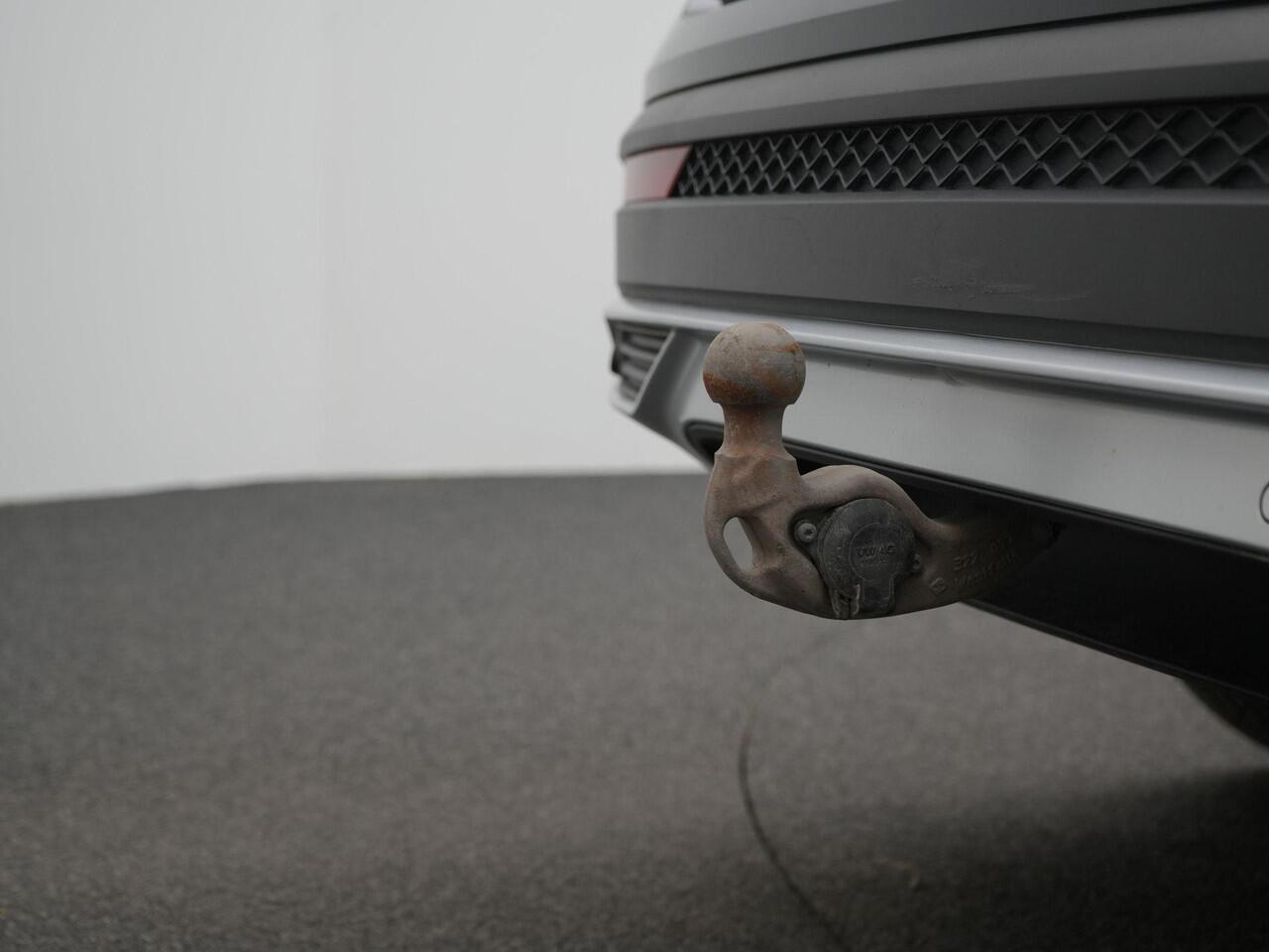 Seat Tarraco 1.4 TSI e-Hybrid 245 pk DSG PHEV Xcellence | Trekhaak | Stuur-/achterbankverwarming | Achteruitrijcamera