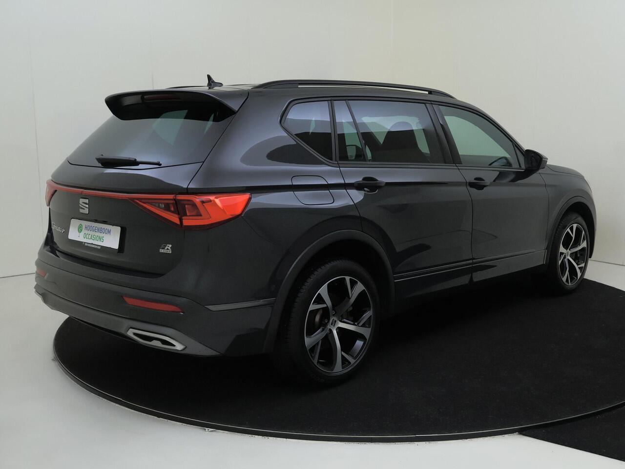 Seat Tarraco 1.4 TSI e-Hybrid PHEV FR Business | Trekhaak | Parkeerassistent | Adaptieve demping systeem | 3-zone airco | Keyless | Dodehoek detectie | Stoel- en stuurwielverwarming |