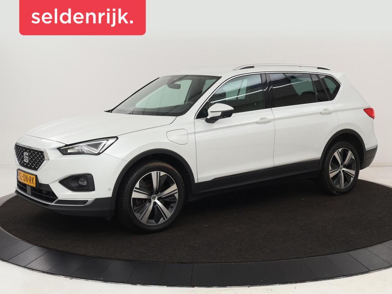 Seat Tarraco 1.4 TSI e-Hybrid PHEV Xcellence | Trekhaak | Stoelverwarming | Adaptive cruise | Carplay | Camera | Navigatie | Keyless | Achterbankverwarming | Plug In