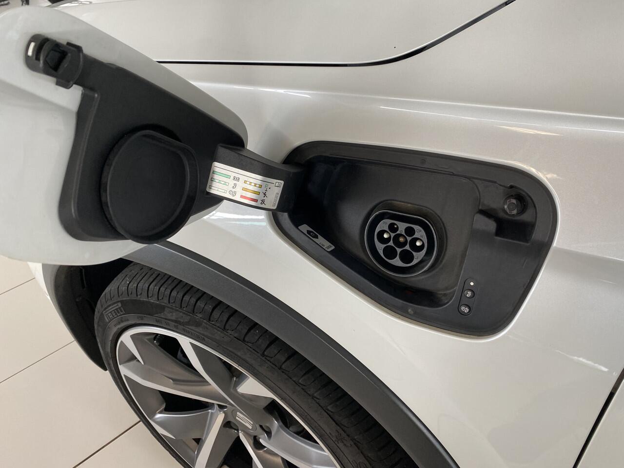 Seat Tarraco 1.4 TSI e-Hybrid PHEV FR Trekhaak /Apple carplay/android /360 camera