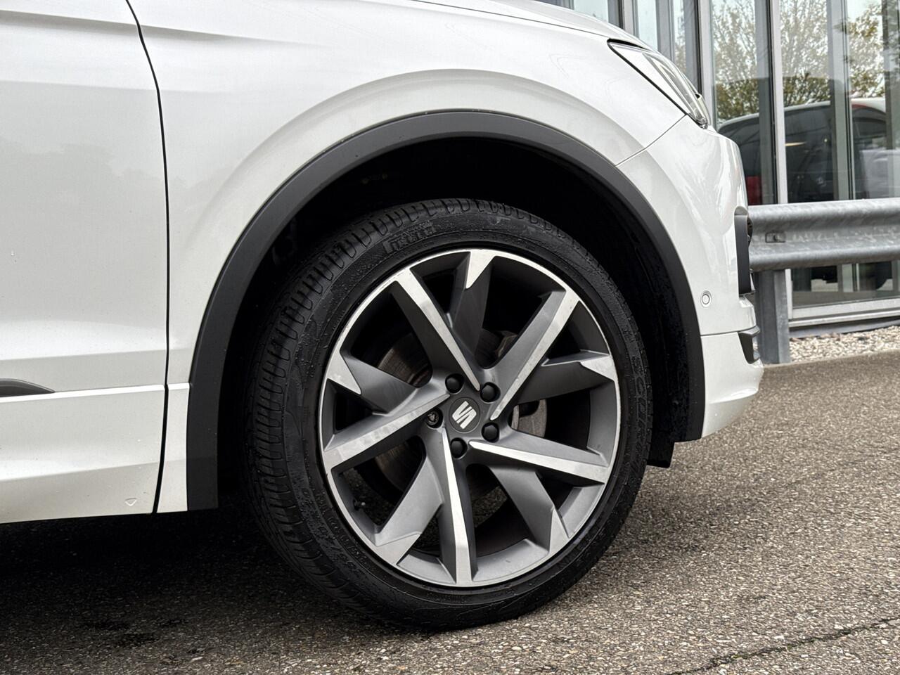 Seat Tarraco 1.5 TSI FR 7p. | NL-auto | Pano | Trekhaak | Beats | Adapt. cruise | Virtual