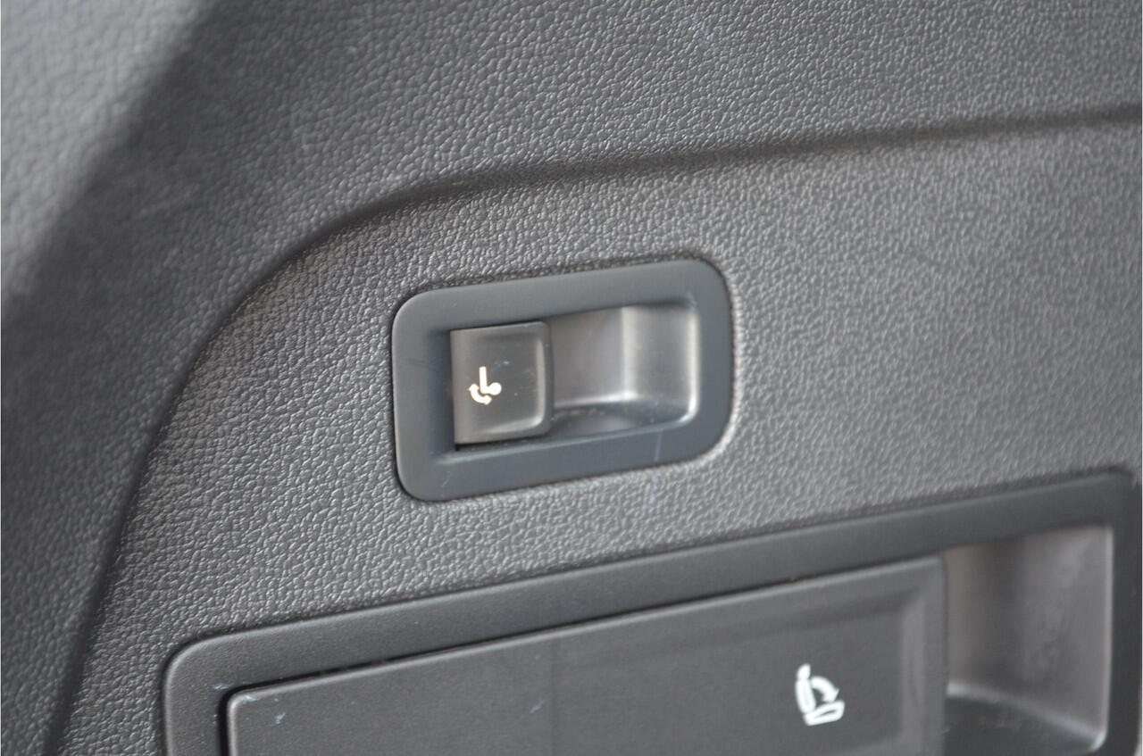 Seat Tarraco 1.5 TSI Style Limited Edition | 150PK | Virtual cockpit | Elektr trekhaak | Carplay | LED koplampen | NL auto | DAB