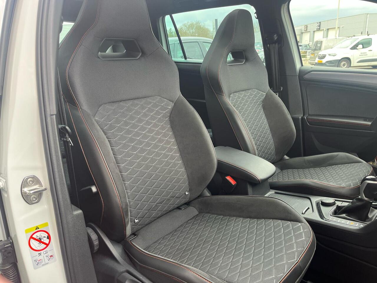 Seat Tarraco 1.4 TSI e-Hybrid PHEV FR Business / Pano / Stoelverwarm. voor + achter / Camera / Elekt. klep / Trekhaak /