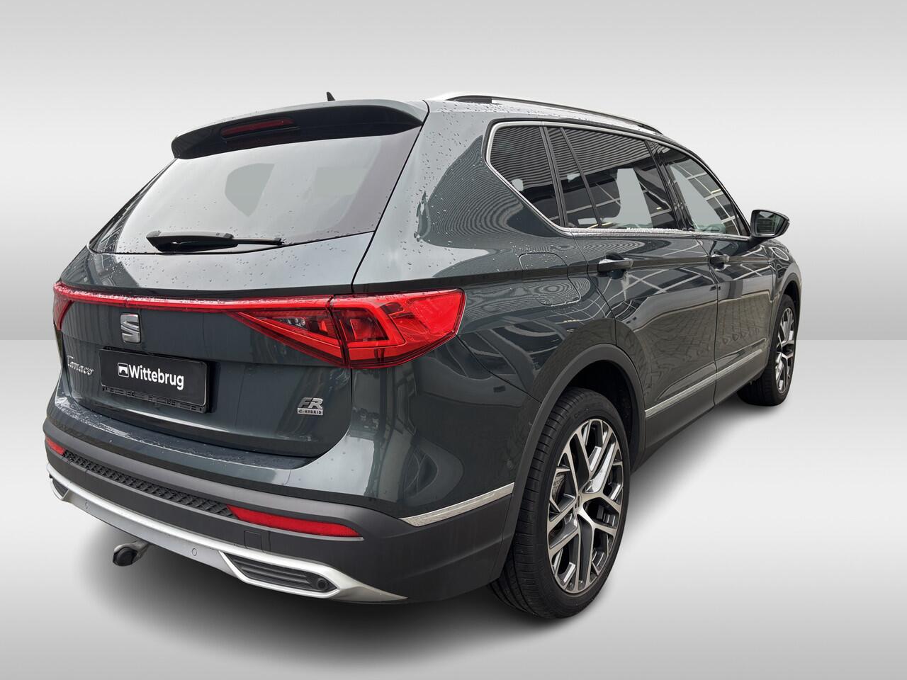 Seat Tarraco 1.4 TSI 245pk e-Hybrid PHEV Xperience DSG Automaat Panoramadak / Trekhaak wegklapbaar / Navigatie / Apple CarPlay, Android Auto / 20"LM Velgen