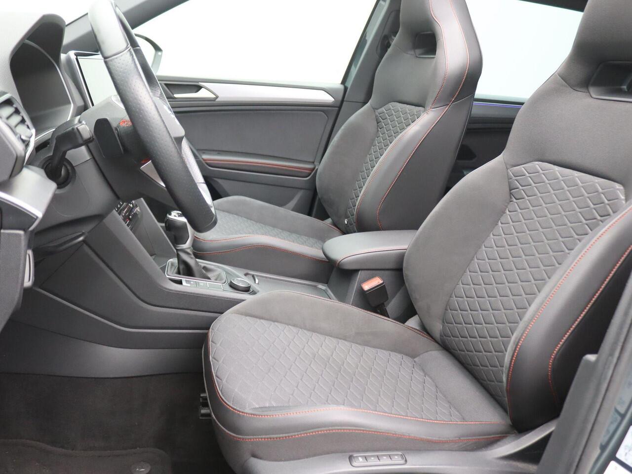 Seat Tarraco 1.4 TSI e-Hybrid PHEV FR Business 245PK DSG Pano-Schuifdak, Trekhaak, 20" LM Velgen, Keyless, Stoel-Stuurverwarming, Side Assist, Achteruitrijcamera