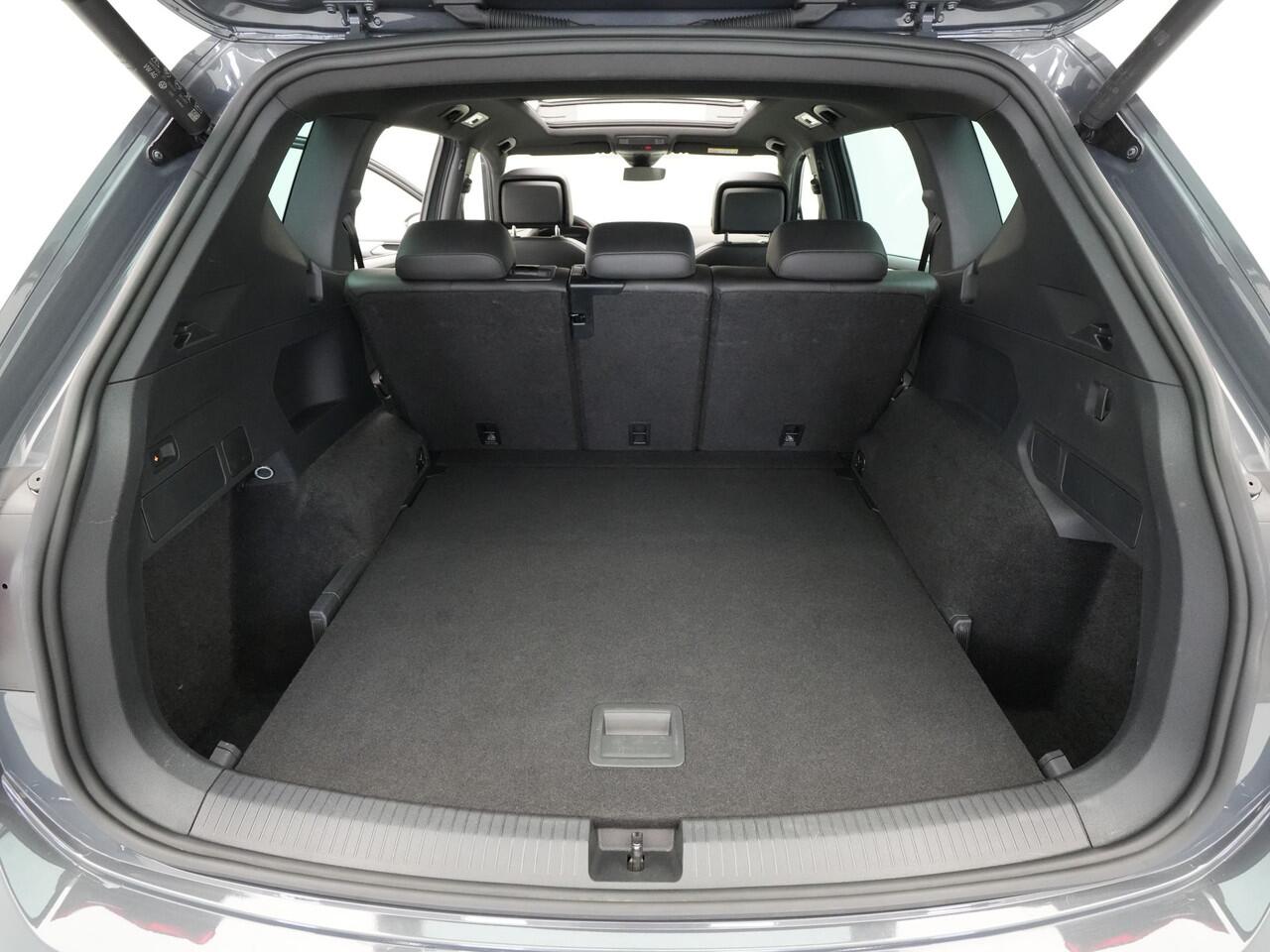 Seat Tarraco 1.5 TSI 150pk DSG FR Business Intense Panoramadak Navigatie Trekhaak Stoelverwarming v + a