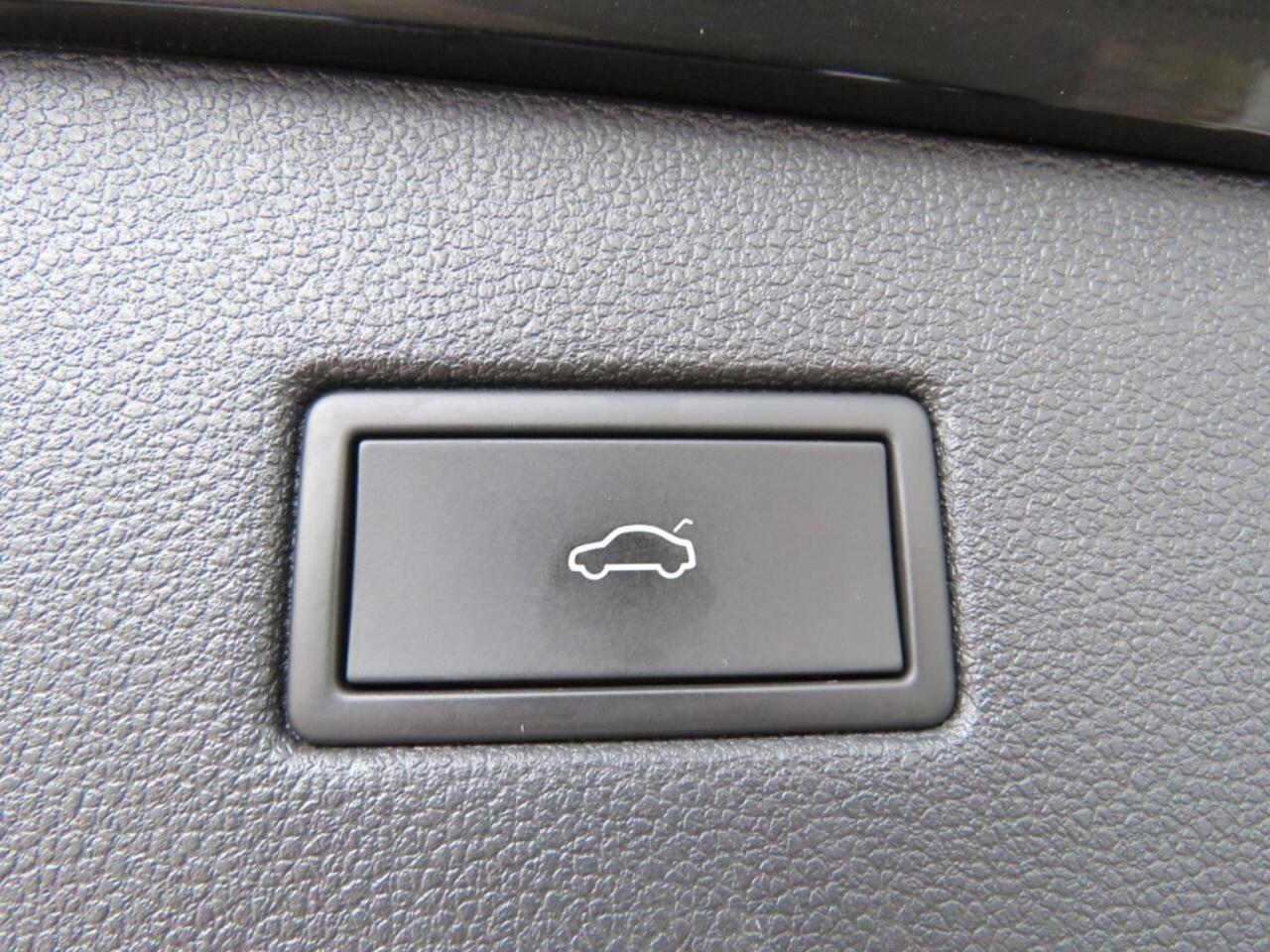 Seat Tarraco 1.5 TSI 150pk DSG-aut. Style Business Intense / Pano / Camera / Trekhaak / BOVAG garantie