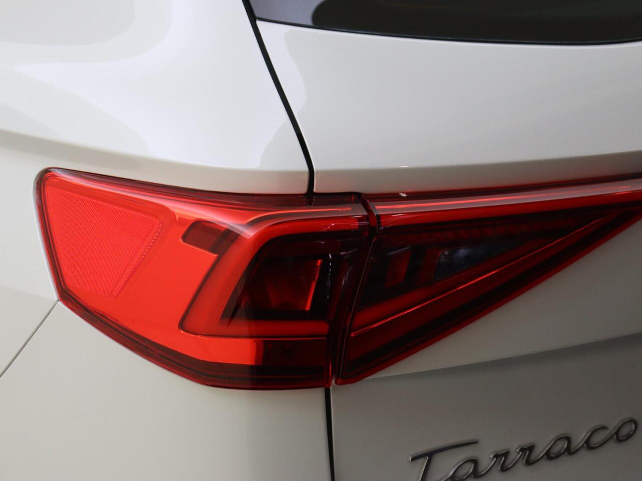 Seat Tarraco 1.4 TSI e-Hybrid PHEV FR Business | Parkeerassistent | Adaptieve demping systeem | 3-zone airco | Keyless | Stoel- en stuurwielverwarming | Adaptieve cruise control | CarPlay |