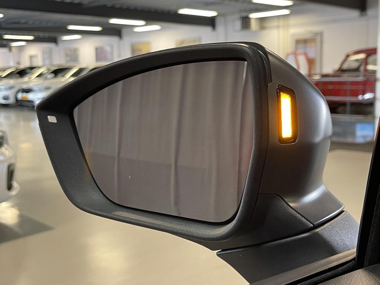 Seat Tarraco 1.4 TSI e-Hybrid PHEV FR Business Intense 20"/Panoramadak/Elektrische klep/Virtual Cockpit/360 Camera/Stuur + stoelverwarming v+a/LED/Apple Carplay & Android Auto