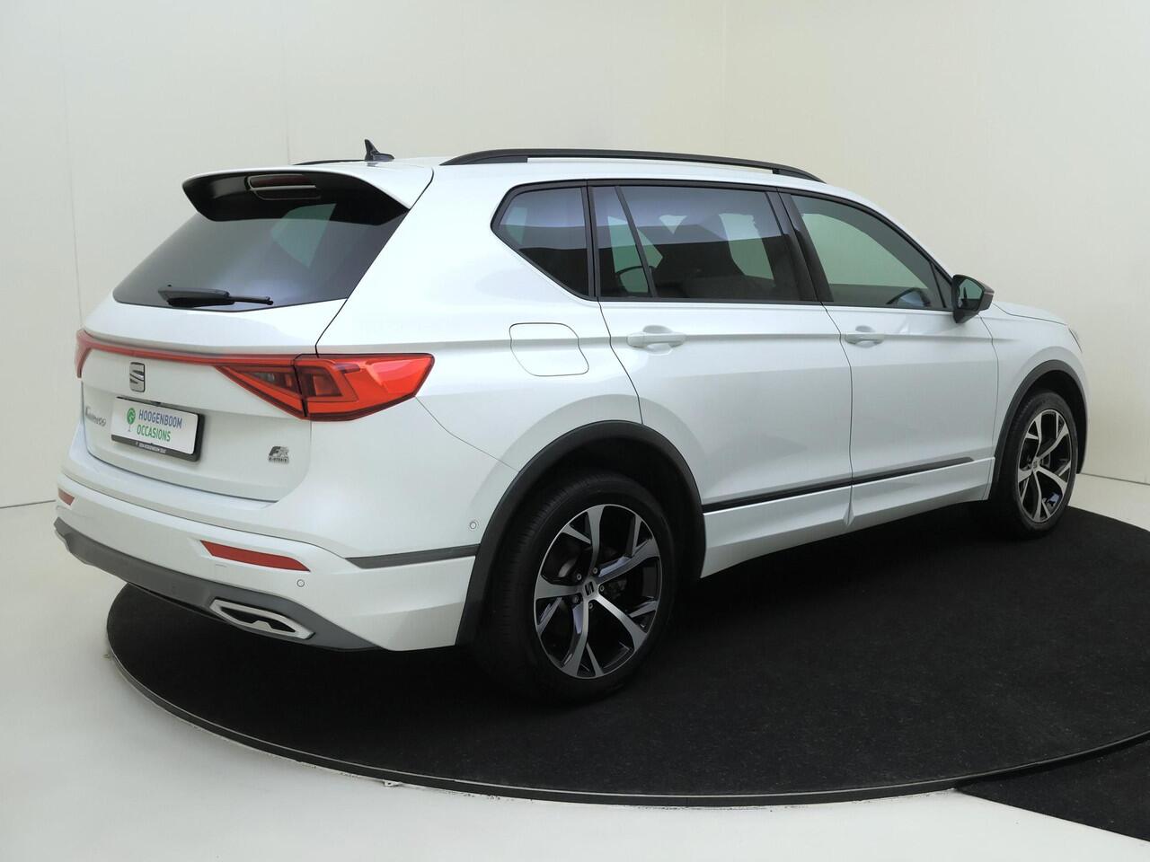 Seat Tarraco 1.4 TSI e-Hybrid PHEV FR Business | Trekhaak | Adaptieve demping | Parkeerassistent | Keyless | Stoelverwarming voor en achter | Dodehoek detectie | Achteruitrijcamera |