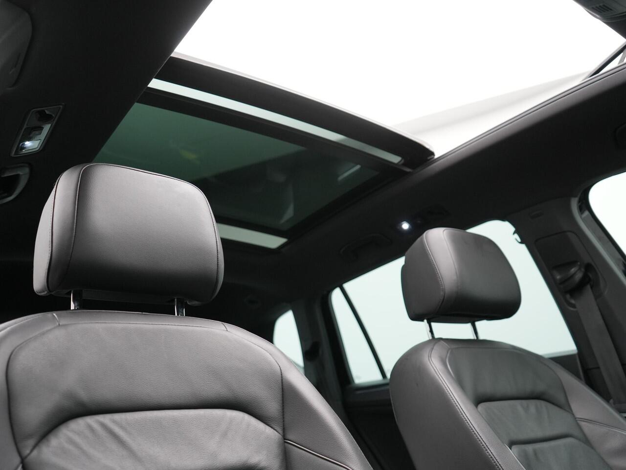 Seat Tarraco 1.4 TSI e-Hybrid FR Plug In Hybrid 245pk Dealer O.H PHEV | Panodak | Adaptive Cruise | 360 Camera | Lederen Sportstoelen Memory & Verwarmd | Apple Carplay | Keyless | Stuur & Achterbank Verwarmd | Blis | Navigatie | Virtual | DAB |