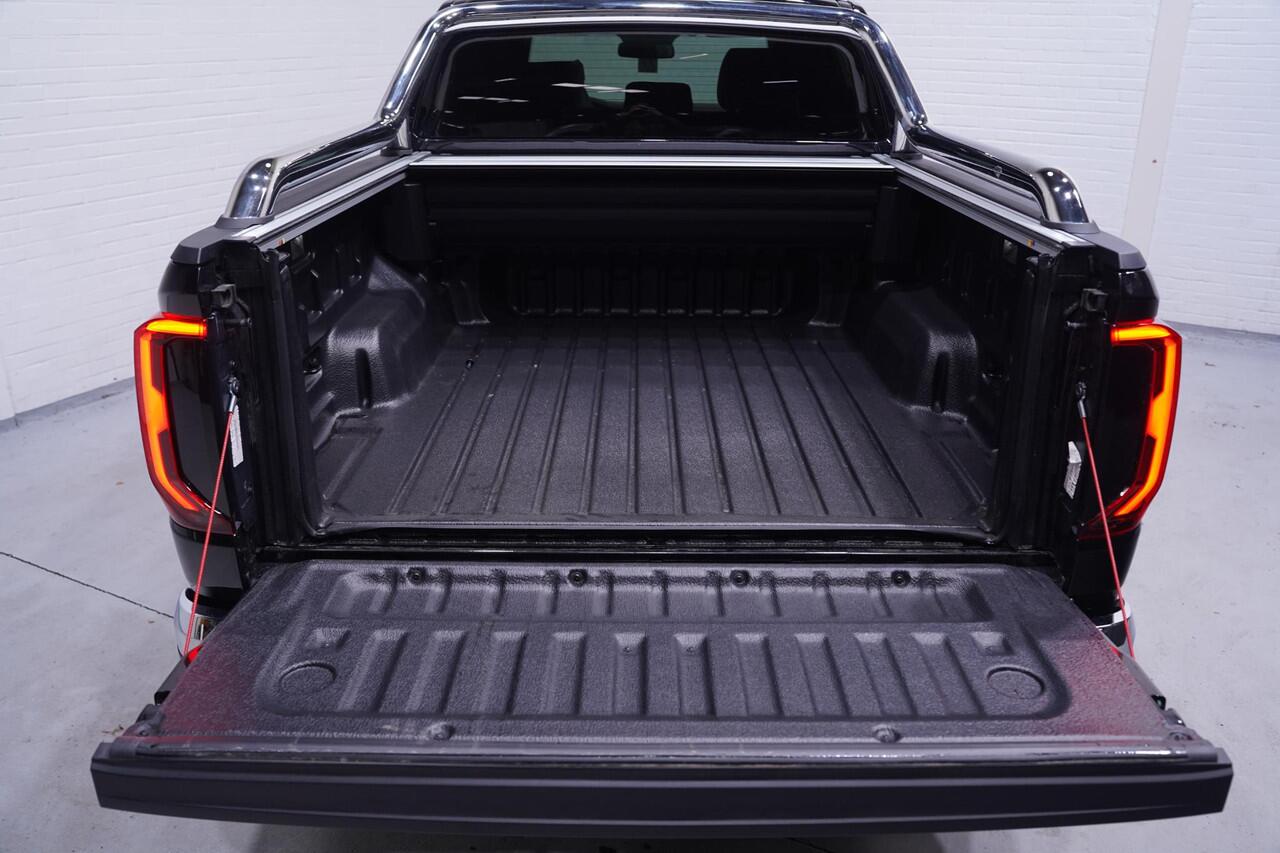 Volkswagen AMAROK 3.0 TDI 240 pk Aventura Aut. Navi, Elek. Rolkoffer Stylingbar, BPM vrij, Adapt. Cruise, LED Koplampen, 2-Zits