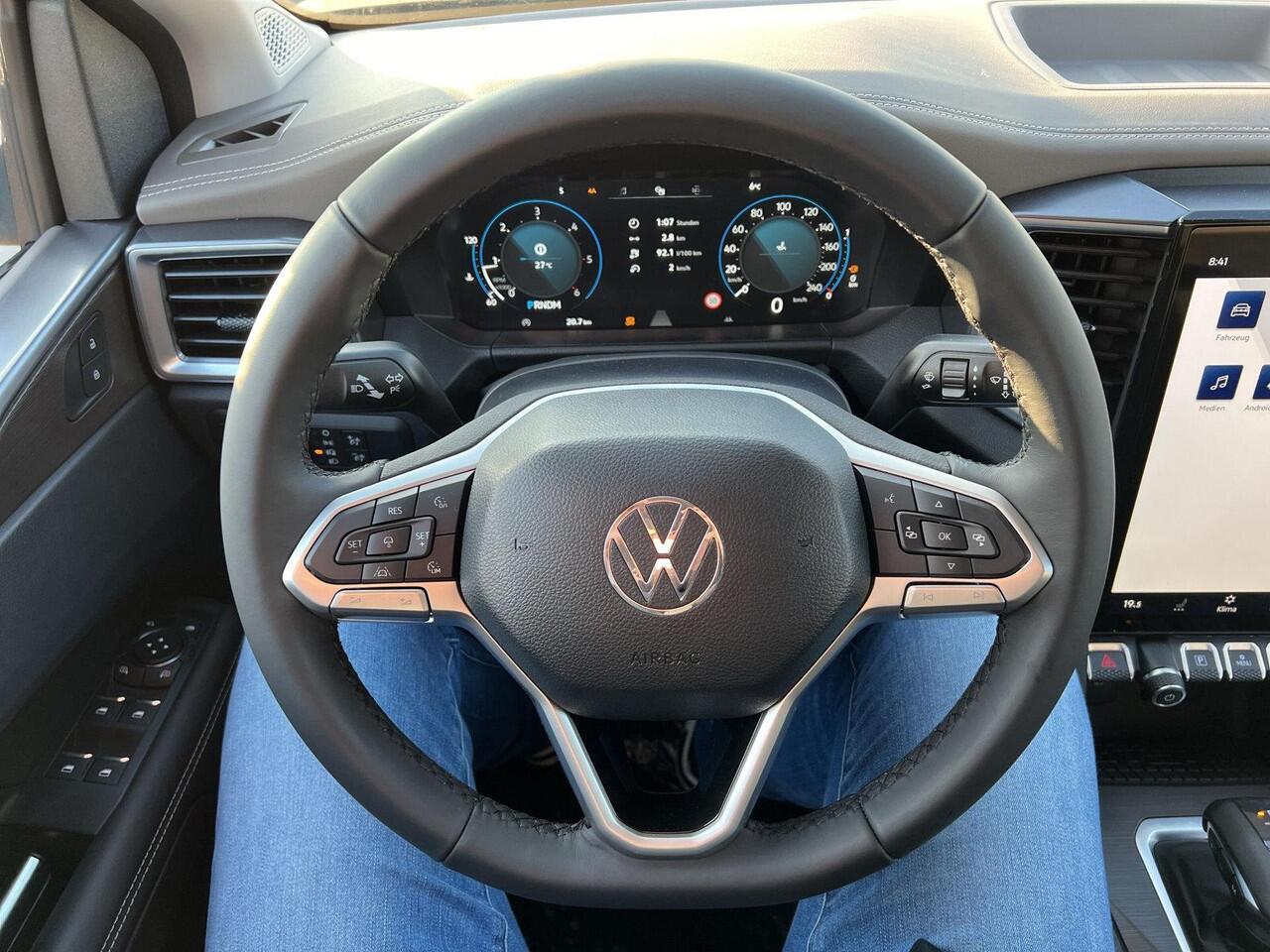 Volkswagen AMAROK Plus Cabine 3.0 TDI V6 240 pk Automaat 4x4 | Style | Rolbeugel | Trekhaak | 360 Camera | ACC | Incl. wand |