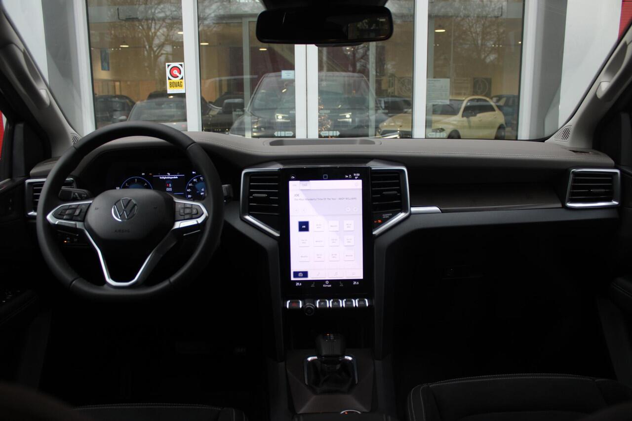 Volkswagen AMAROK 2.0 TDI 205PK 4Motion STYLE AUTOMAAT | 3500KG TREKGEWICHT! | ELEKTRISCH VERSTELBARE STOELEN | TREEPLANKEN/OPZETBEUGELS | TREKHAAK | STOEL/STUUR VERWARMING | 18" LICHTMETALEN VELGEN | LED MATRIX KOPLAMPEN | 4X4 | ADAPTIVE CRUISE CONTROL | APPLE CARPLAY/AND