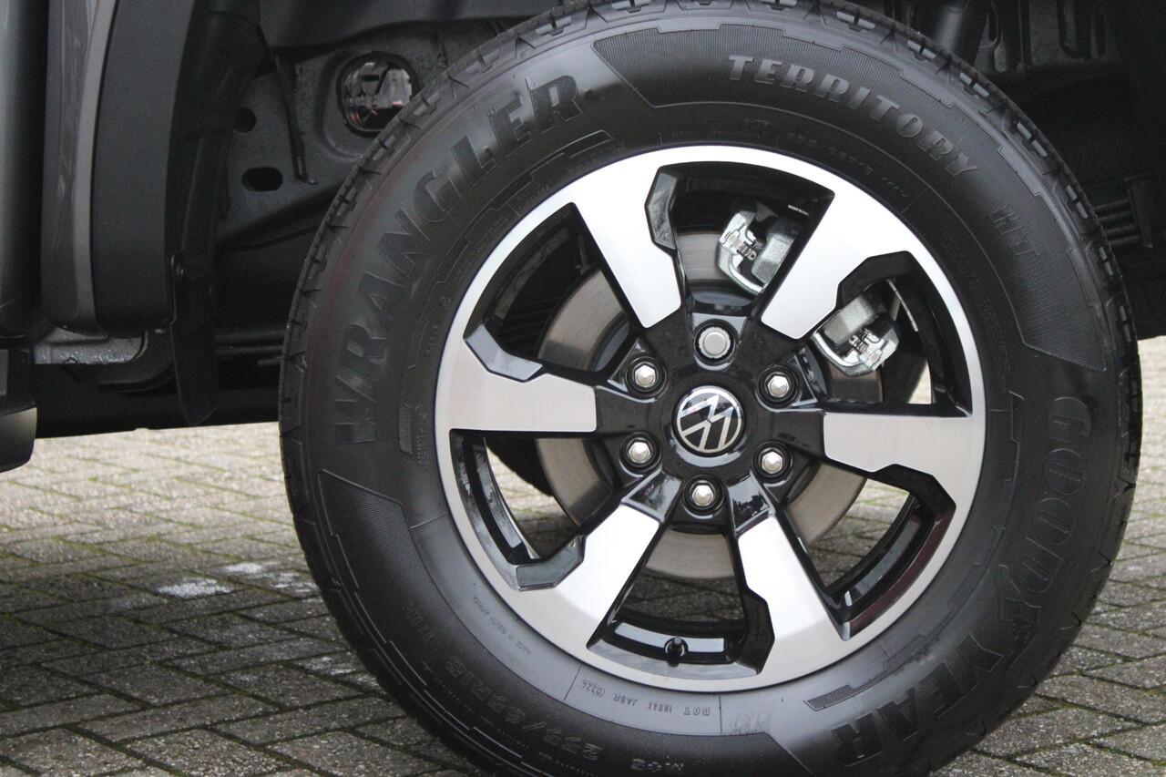 Volkswagen AMAROK 2.0 TDI 205PK 4Motion STYLE AUTOMAAT | 3500KG TREKGEWICHT! | ELEKTRISCH VERSTELBARE STOELEN | TREEPLANKEN/OPZETBEUGELS | TREKHAAK | STOEL/STUUR VERWARMING | 18" LICHTMETALEN VELGEN | LED MATRIX KOPLAMPEN | 4X4 | ADAPTIVE CRUISE CONTROL | APPLE CARPLAY/AND