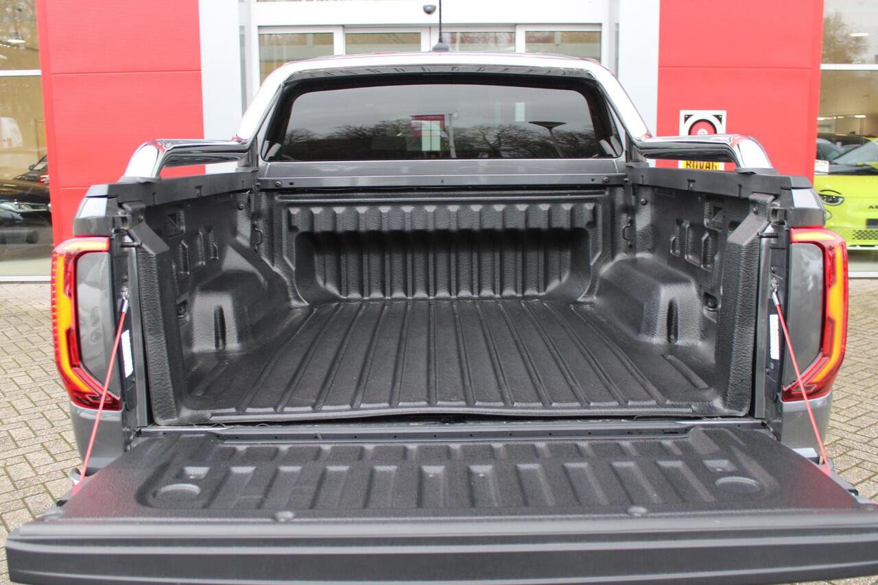 Volkswagen AMAROK 2.0 TDI 205PK 4Motion STYLE AUTOMAAT | 3500KG TREKGEWICHT! | ELEKTRISCH VERSTELBARE STOELEN | TREEPLANKEN/OPZETBEUGELS | TREKHAAK | STOEL/STUUR VERWARMING | 18" LICHTMETALEN VELGEN | LED MATRIX KOPLAMPEN | 4X4 | ADAPTIVE CRUISE CONTROL | APPLE CARPLAY/AND