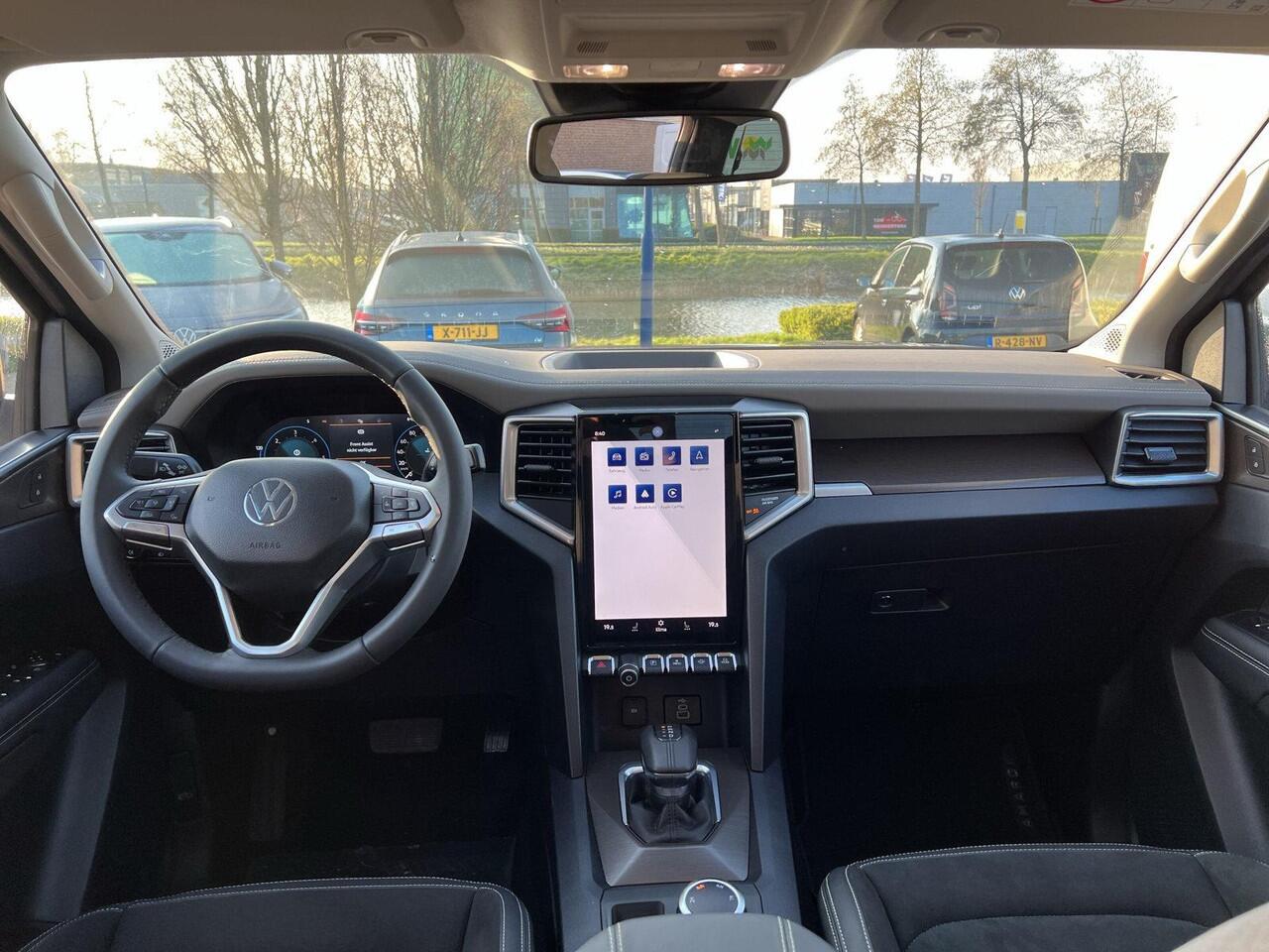 Volkswagen AMAROK Plus Cabine 3.0 TDI V6 240 pk Automaat 4x4 | Style | Rolbeugel | Trekhaak | 360 Camera | ACC | Incl. wand |