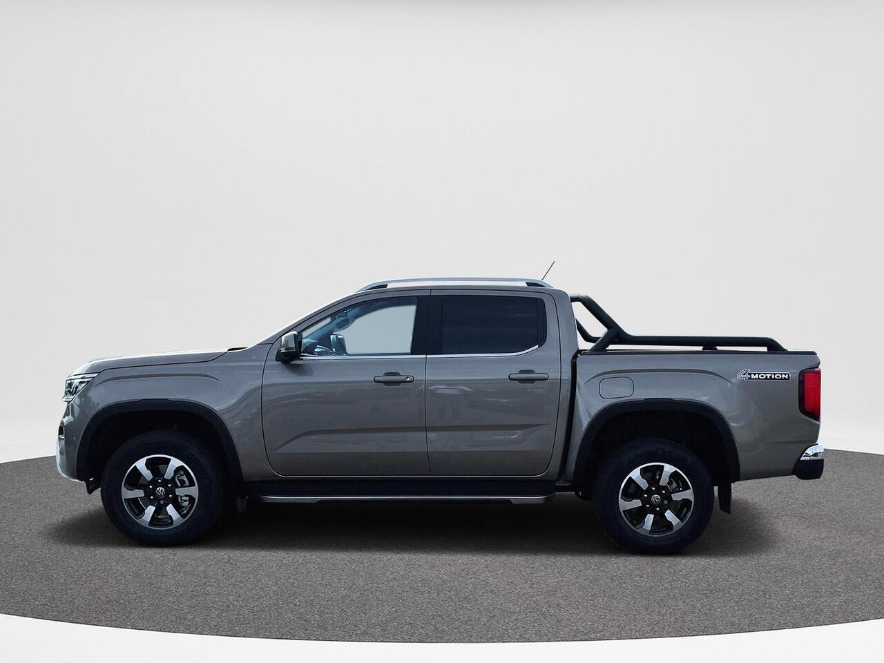 Volkswagen AMAROK Plus Cabine 3.0 TDI V6 240 pk Automaat 4x4 | Style | Rolbeugel | Trekhaak | 360 Camera | ACC | Incl. wand |