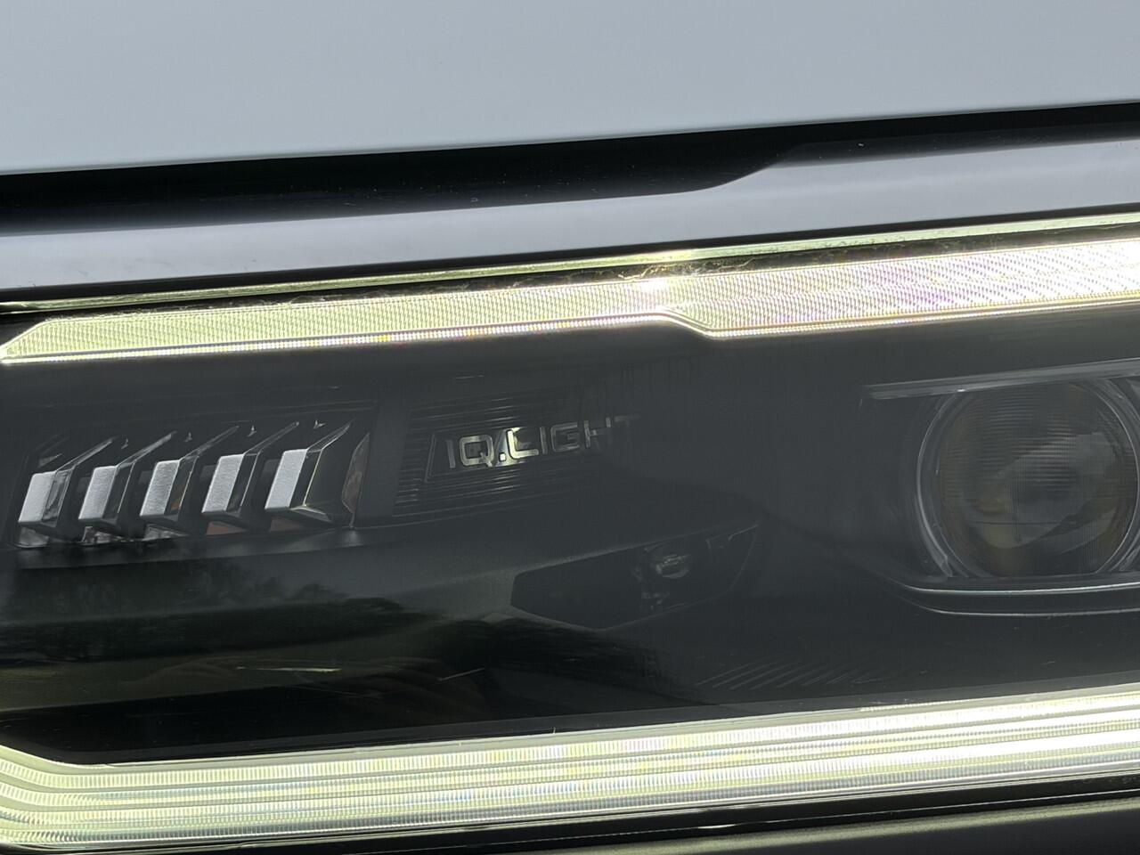 Volkswagen AMAROK live 4Motion Assist Pack 4 / Navi / Carplay / Adapt. Cruise / Camera / Dodehoek