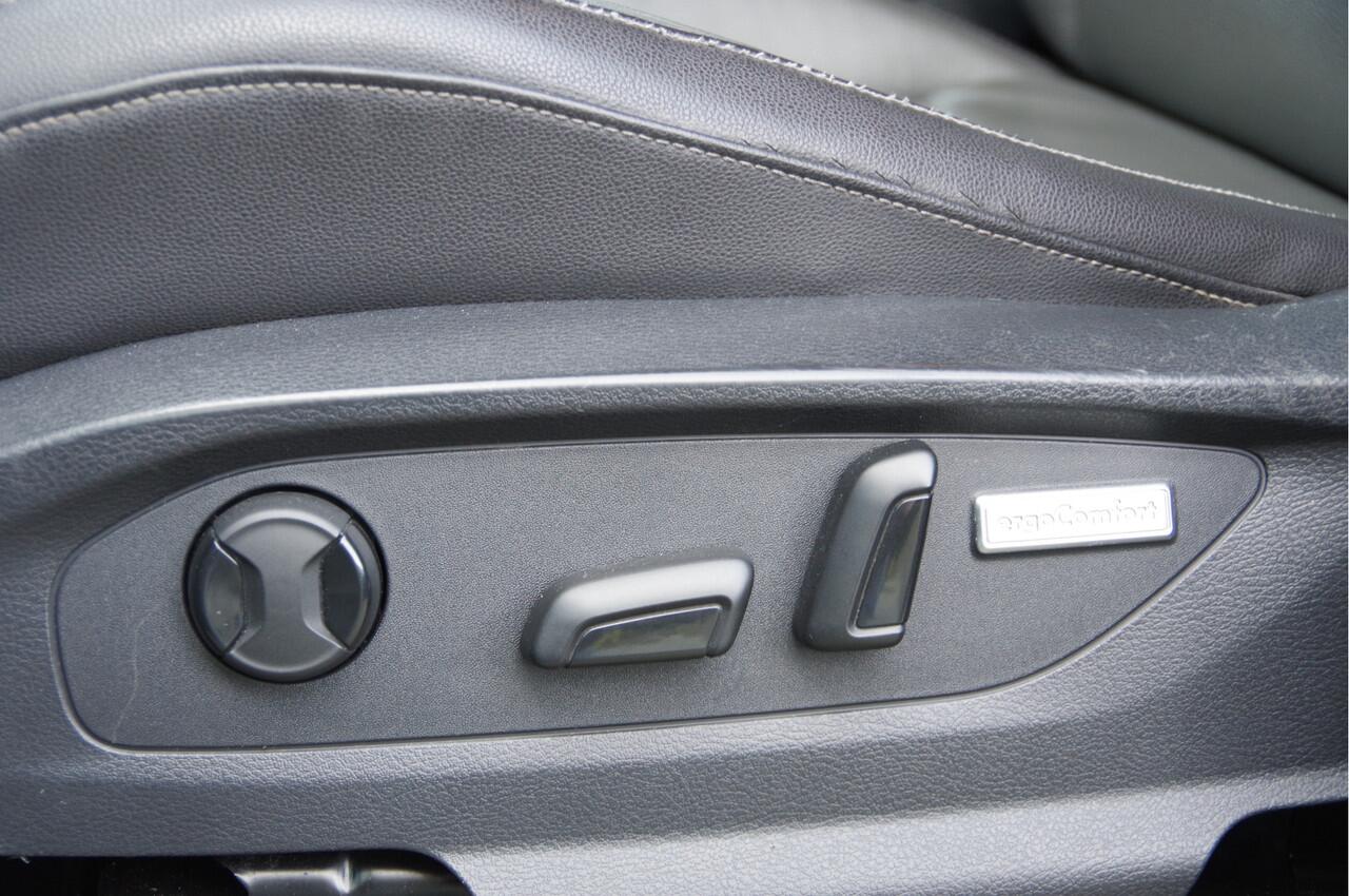 Volkswagen AMAROK 3.0 TDI V6 4Motion DC-5P, Highline 259PK AUT. TREKHAAK 3.3T, LED, LEDER, ERGO COMFORT, CAMERA, NAVI, CRUISE