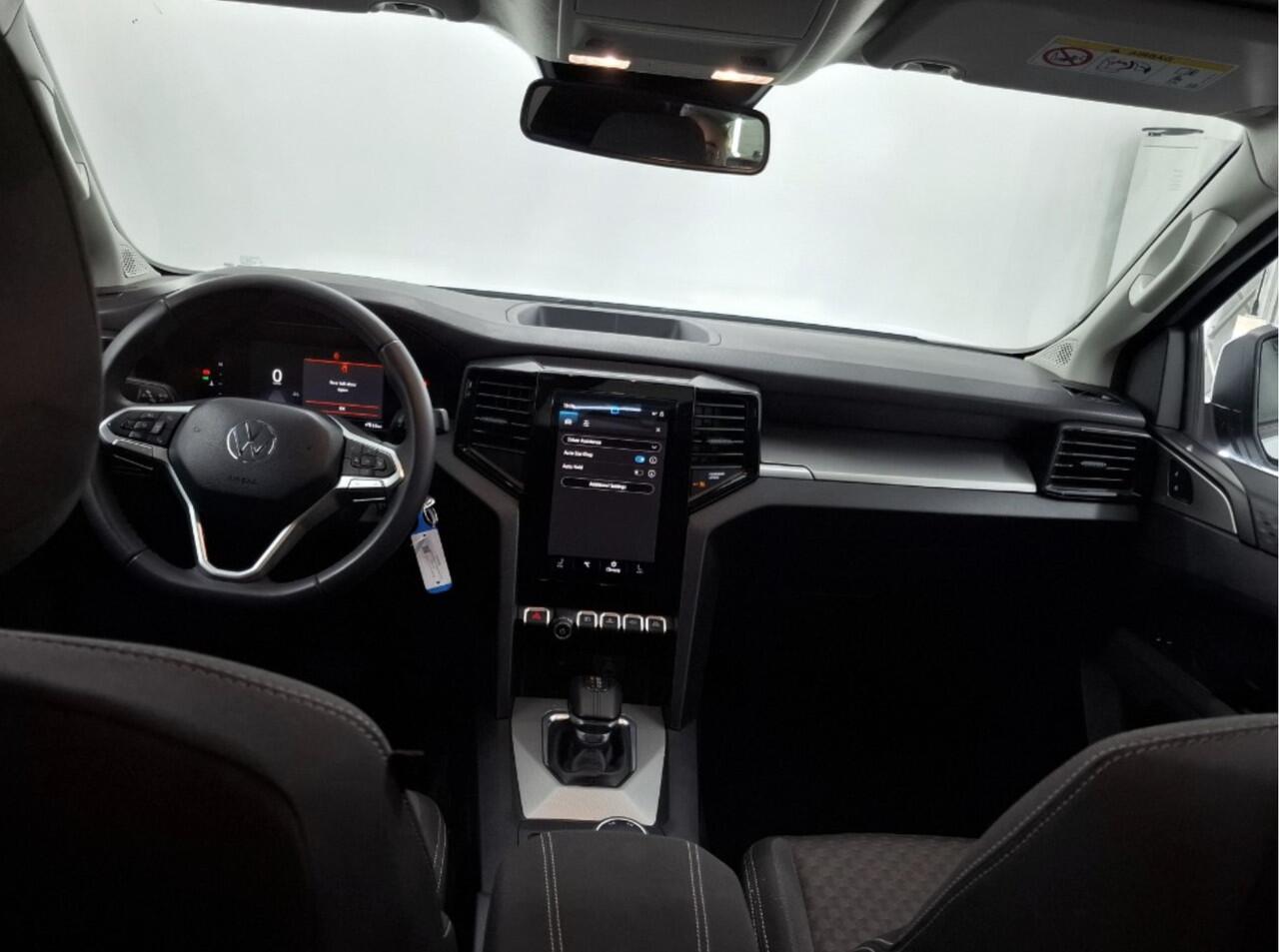 Volkswagen AMAROK 2.0 TDi AUT Life 4Motion | Assist pack 2 | Infotainment pack 2 | 17" LMV | TG 3500 kg