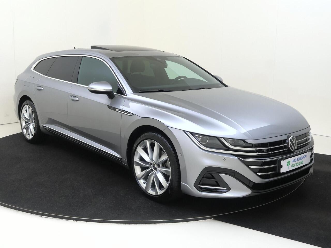 Volkswagen Arteon Shooting Brake 1.4 TSI eHybrid R-Line Business | SoH 95% | Panoramadak | Trekhaak | Adaptieve demping systeem | Head-up display | 3-zone airco | Dodehoek detectie | Keyless | Adaptieve cruise control |