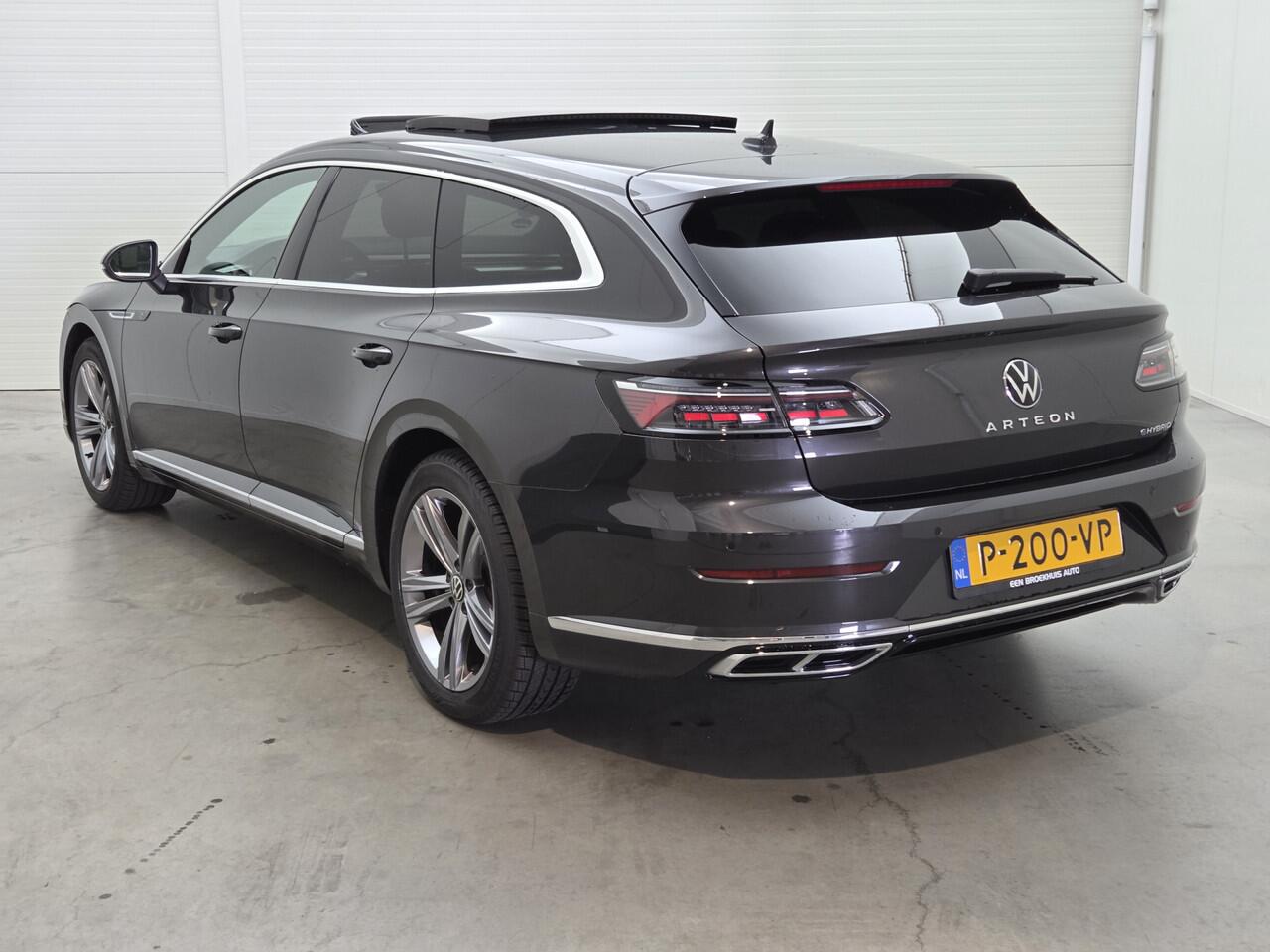 Volkswagen Arteon Shooting Brake 1.4 TSI eHybrid R-Line Business+ | Panoramadak | Stoelverwarming | Camera |*